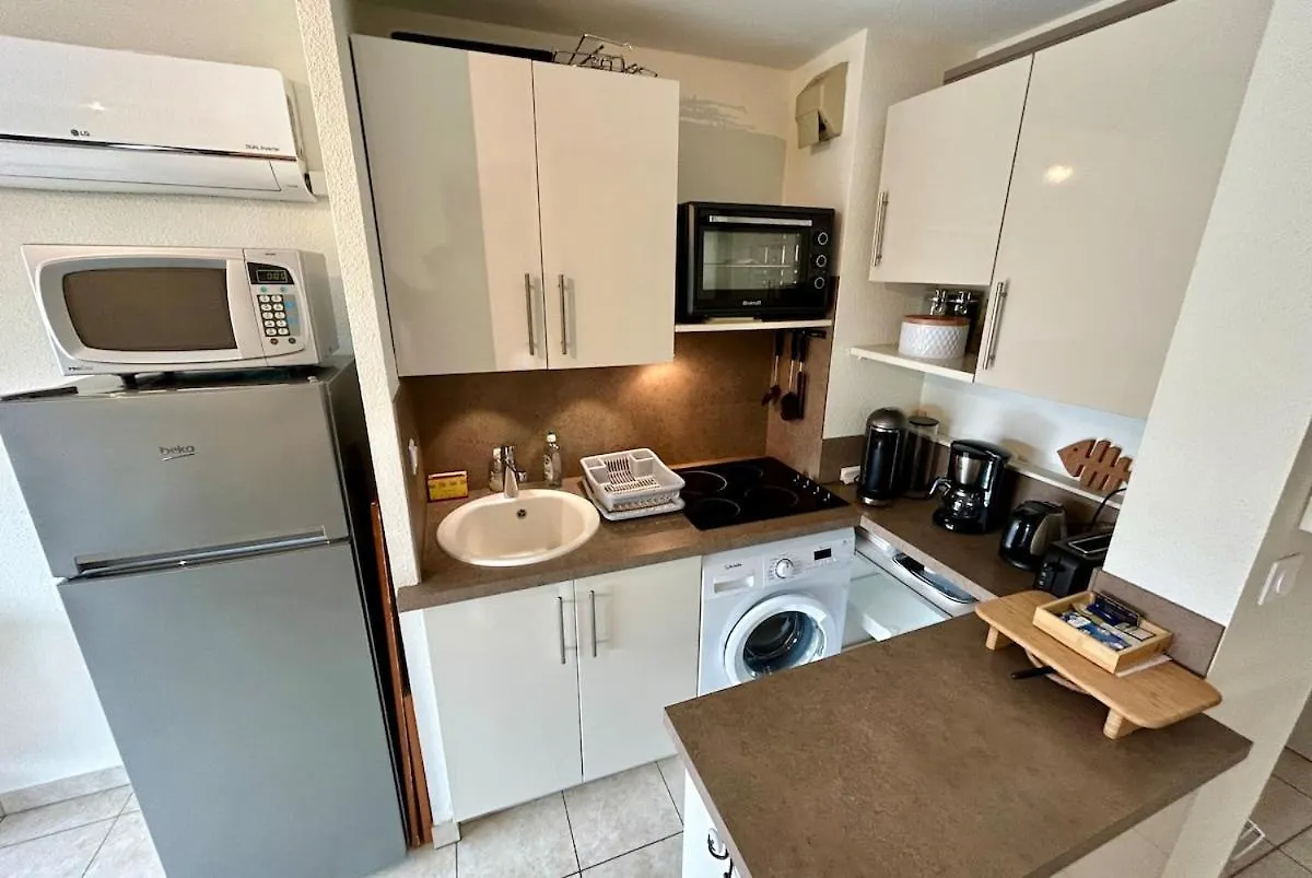 Bedroom Apartment In Le Lavandou Pool Parking 0*,