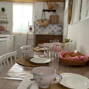  Appartement Charming Air-conditioned One-bedroom 150m From Cavaliere