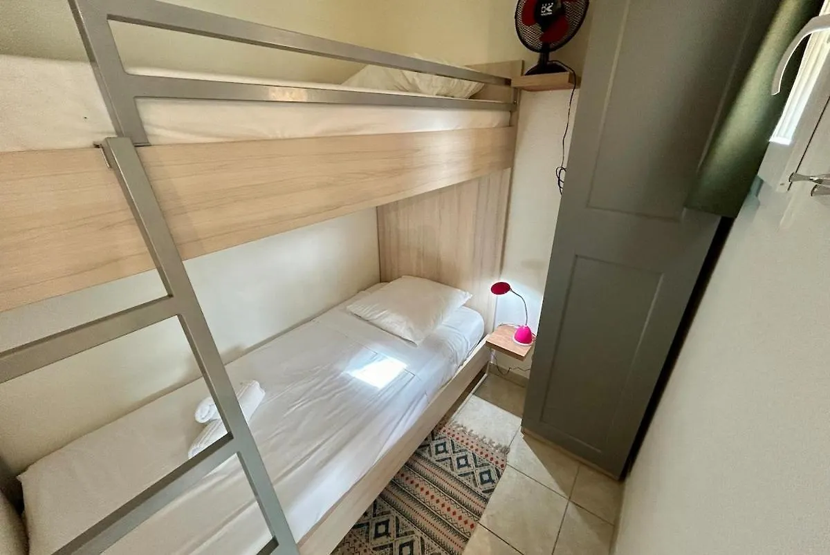 Bedroom Apartment In Le Lavandou Pool Parking